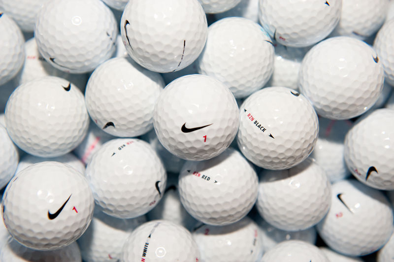 1 Dozen NIKE RZN Golf Balls MINT Near Mint Grade Green Golf