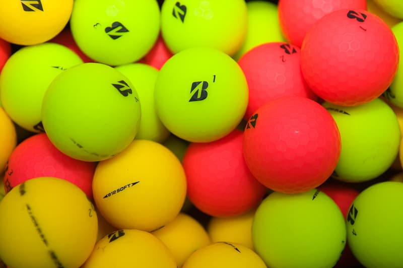 50 Bridgestone e12 SOFT Matte Colour MINT & Near Mint Grade Golf Balls ★SPECIAL PRICE★(with pen markings, logo)